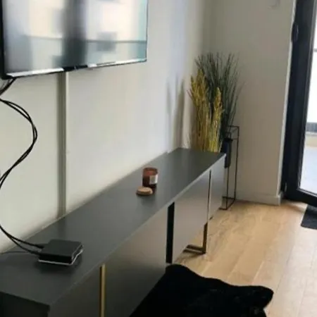 Premium Center * Τρέμπινιε